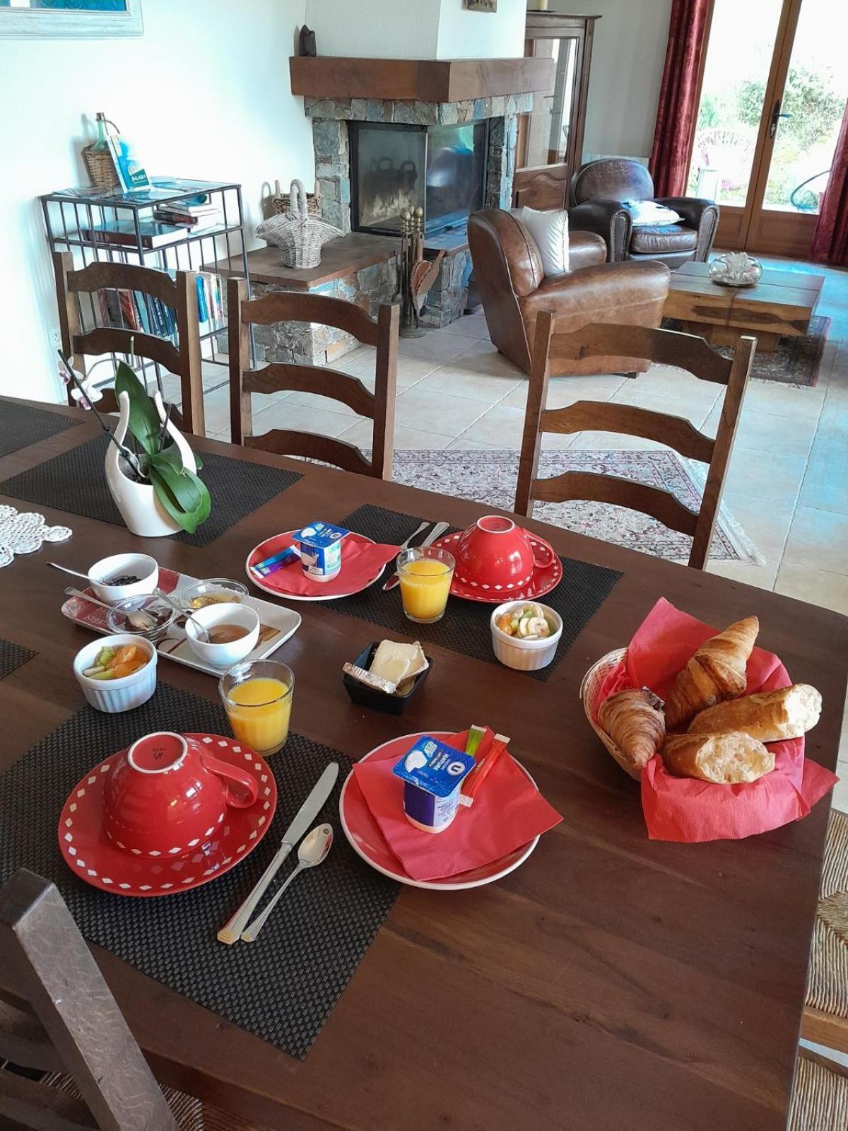 Mare E Monti Chez Thomas Et Magali Bed & Breakfast Vico Dış mekan fotoğraf